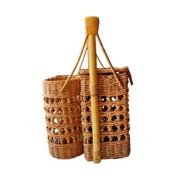 Vintage Handwoven Rattan Bottle Holder Caddy With Bamboo Handle - Picture 12 of 12